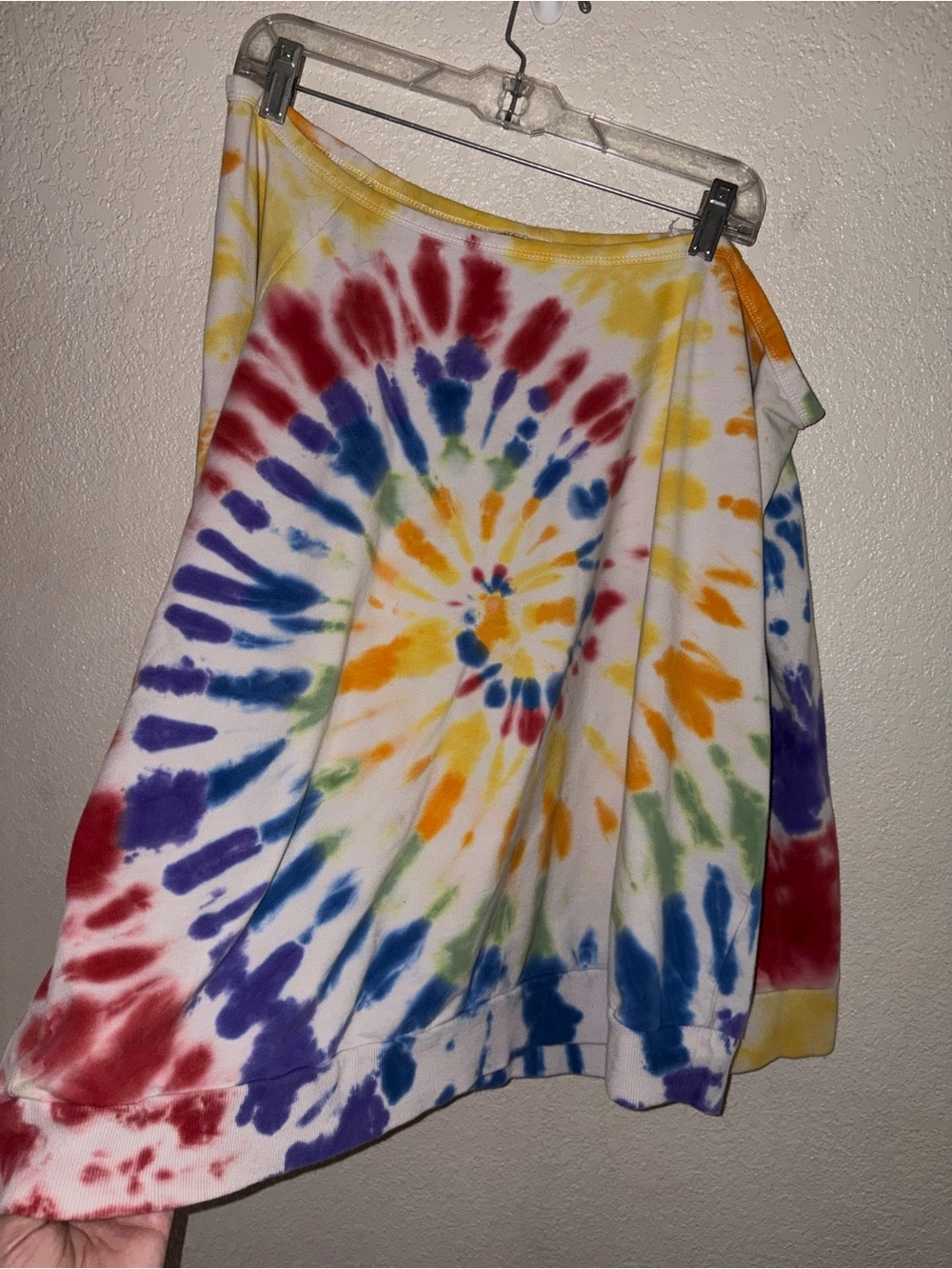 🌈EUC Torrid "Rainbow🌈Tie-Dye Off-The-Shoulder Sweatshirt” White🤍 Sz 2•2X|18-20 - Picture 9 of 12